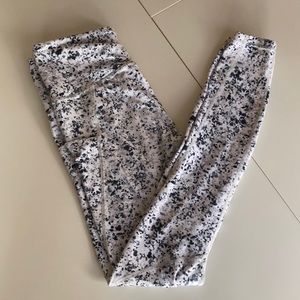 Athletes Salutation Stash Pocket leggings XS